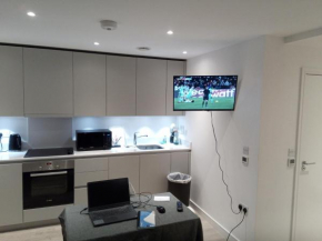 23 floor studio for work 1Gb WiFi, Croydon